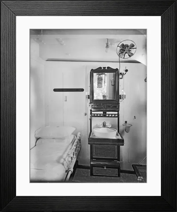 Framed Print : Harland & Wolff Collection - National Museums NI Framed Print : Harland & Wolff Collection - National Museums NI