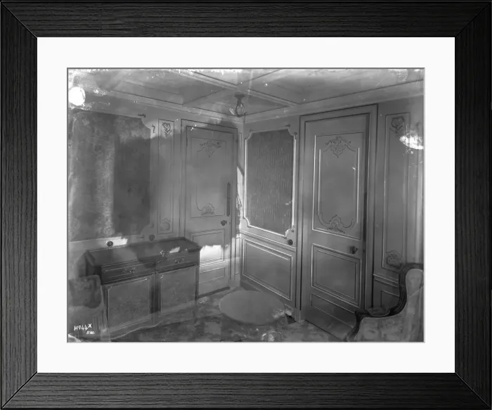 Framed Print : Harland & Wolff Collection - National Museums NI Framed Print : Harland & Wolff Collection - National Museums NI