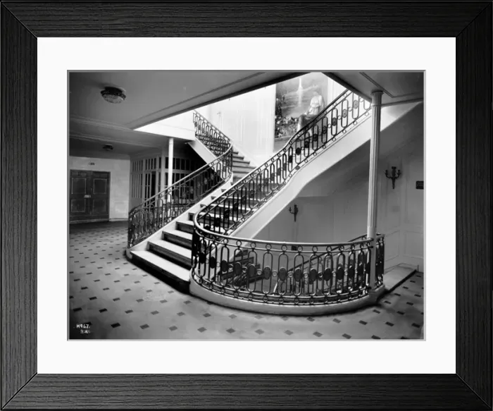 Framed Print : Harland & Wolff Collection - National Museums NI Framed Print : Harland & Wolff Collection - National Museums NI