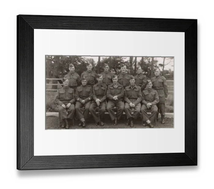 Framed Print : Group photo, British soldiers on NCO course Framed Print : Group photo, British soldiers on NCO course