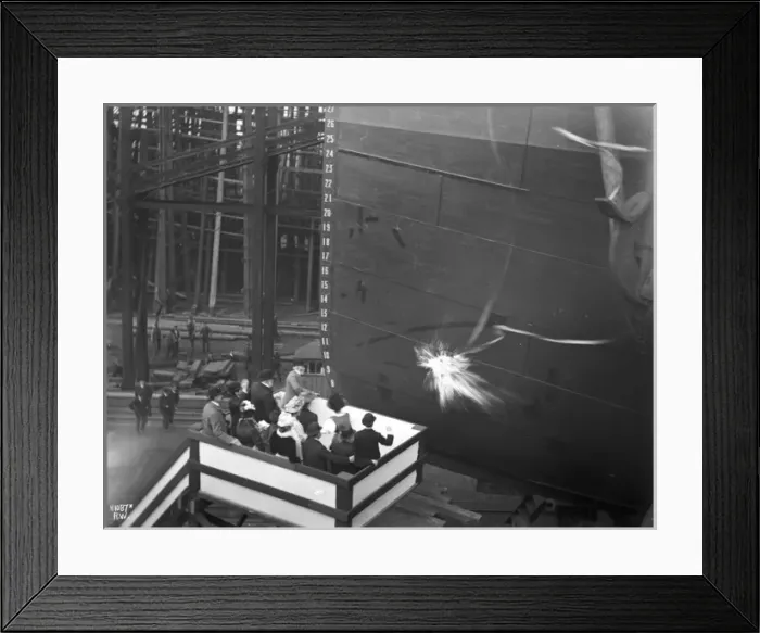 Framed Print : Harland & Wolff Collection - National Museums NI Framed Print : Harland & Wolff Collection - National Museums NI
