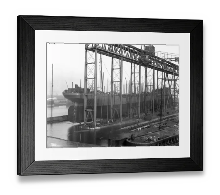 Framed Print : Harland & Wolff Collection - National Museums NI Framed Print : Harland & Wolff Collection - National Museums NI