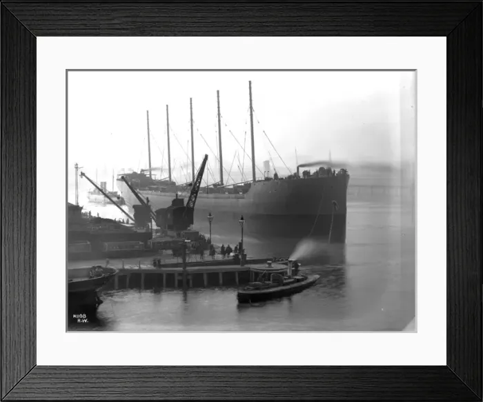 Framed Print : Harland & Wolff Collection - National Museums NI Framed Print : Harland & Wolff Collection - National Museums NI