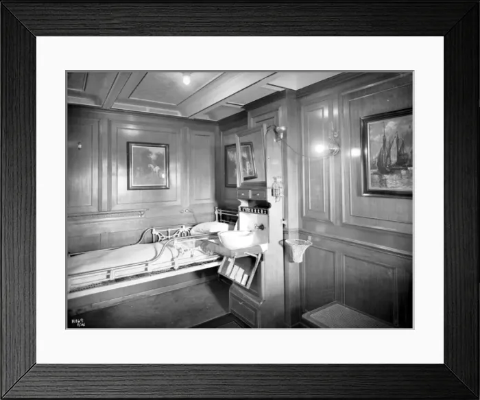 Framed Print : Harland & Wolff Collection - National Museums NI Framed Print : Harland & Wolff Collection - National Museums NI
