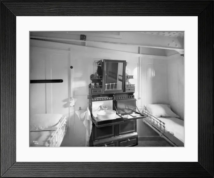 Framed Print : Harland & Wolff Collection - National Museums NI Framed Print : Harland & Wolff Collection - National Museums NI