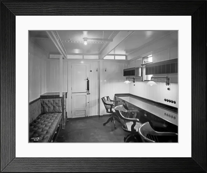 Framed Print : Harland & Wolff Collection - National Museums NI Framed Print : Harland & Wolff Collection - National Museums NI