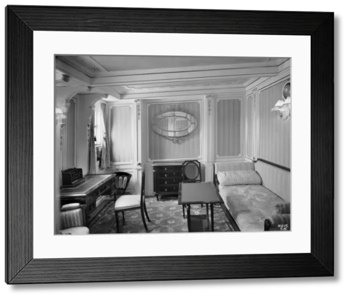 Framed Print : Harland & Wolff Collection - National Museums NI Framed Print : Harland & Wolff Collection - National Museums NI