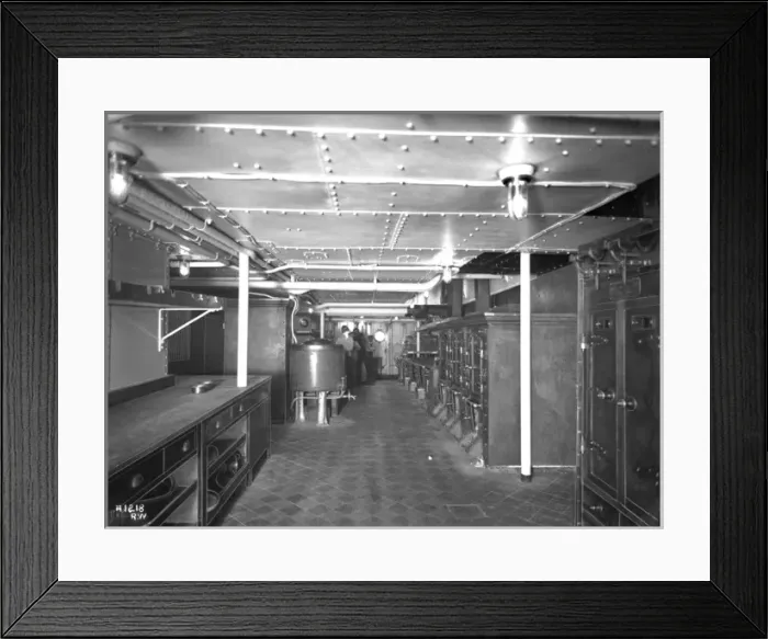 Framed Print : Harland & Wolff Collection - National Museums NI Framed Print : Harland & Wolff Collection - National Museums NI