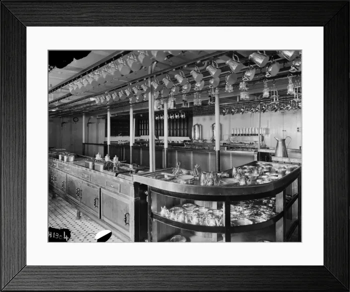Framed Print : Harland & Wolff Collection - National Museums NI Framed Print : Harland & Wolff Collection - National Museums NI