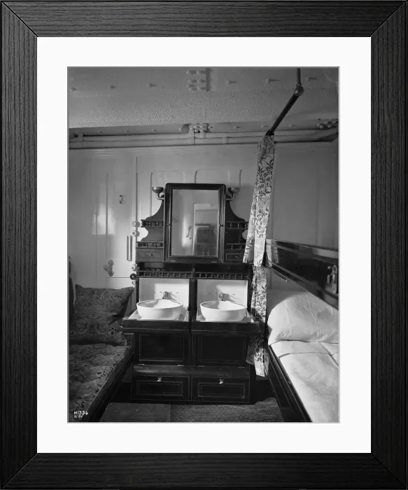 Framed Print : Harland & Wolff Collection - National Museums NI Framed Print : Harland & Wolff Collection - National Museums NI