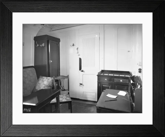 Framed Print : Harland & Wolff Collection - National Museums NI Framed Print : Harland & Wolff Collection - National Museums NI