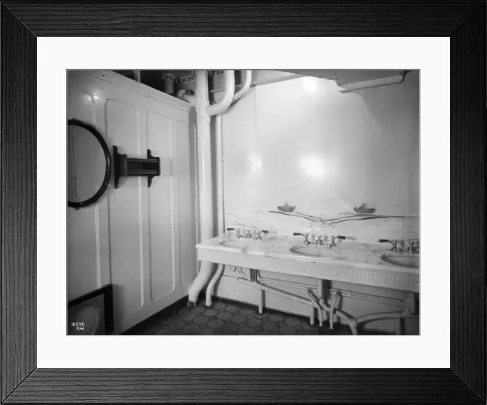 Framed Print : Harland & Wolff Collection - National Museums NI Framed Print : Harland & Wolff Collection - National Museums NI