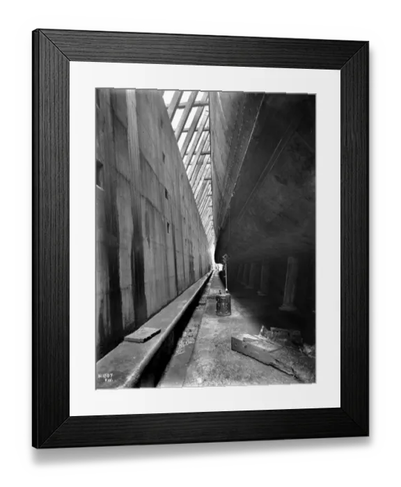Framed Print : Harland & Wolff Collection - National Museums NI Framed Print : Harland & Wolff Collection - National Museums NI