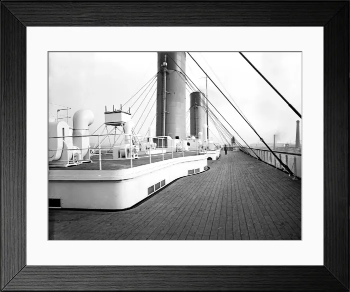 Framed Print : Harland & Wolff Collection - National Museums NI Framed Print : Harland & Wolff Collection - National Museums NI