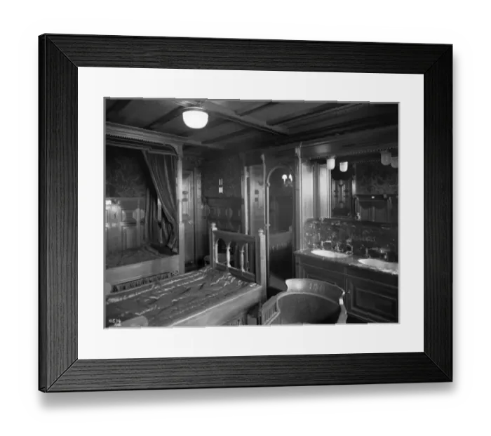 Framed Print : Harland & Wolff Collection - National Museums NI Framed Print : Harland & Wolff Collection - National Museums NI