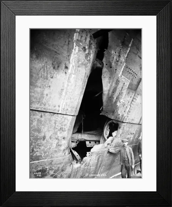 Framed Print : Harland & Wolff Collection - National Museums NI Framed Print : Harland & Wolff Collection - National Museums NI