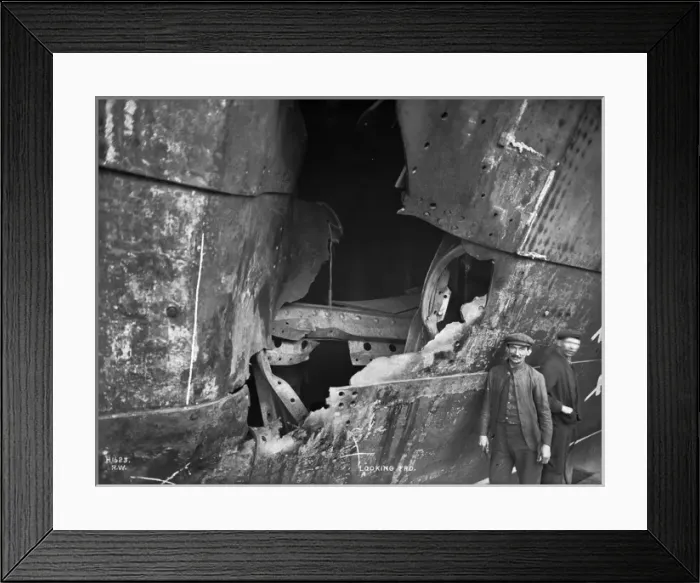Framed Print : Harland & Wolff Collection - National Museums NI Framed Print : Harland & Wolff Collection - National Museums NI