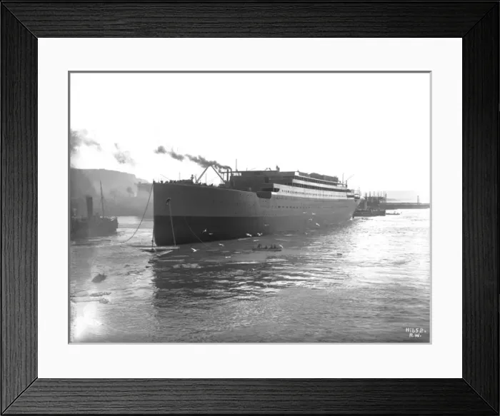 Framed Print : Harland & Wolff Collection - National Museums NI Framed Print : Harland & Wolff Collection - National Museums NI
