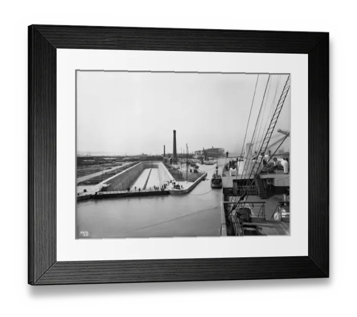 Framed Print : Harland & Wolff Collection - National Museums NI Framed Print : Harland & Wolff Collection - National Museums NI