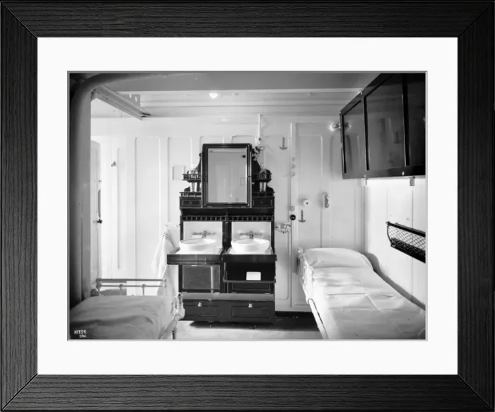 Framed Print : Harland & Wolff Collection - National Museums NI Framed Print : Harland & Wolff Collection - National Museums NI
