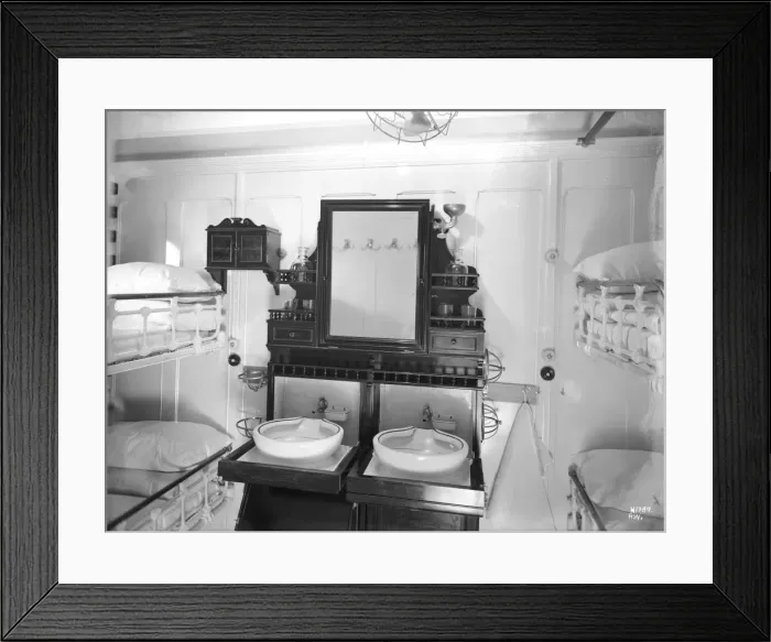 Framed Print : Harland & Wolff Collection - National Museums NI Framed Print : Harland & Wolff Collection - National Museums NI