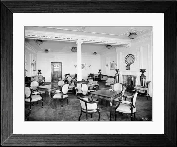 Framed Print : Harland & Wolff Collection - National Museums NI Framed Print : Harland & Wolff Collection - National Museums NI