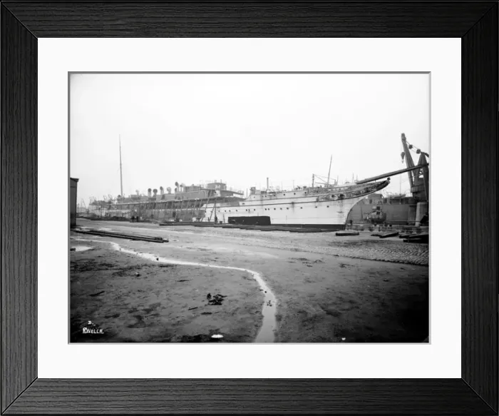 Framed Print : Harland & Wolff Collection - National Museums NI Framed Print : Harland & Wolff Collection - National Museums NI