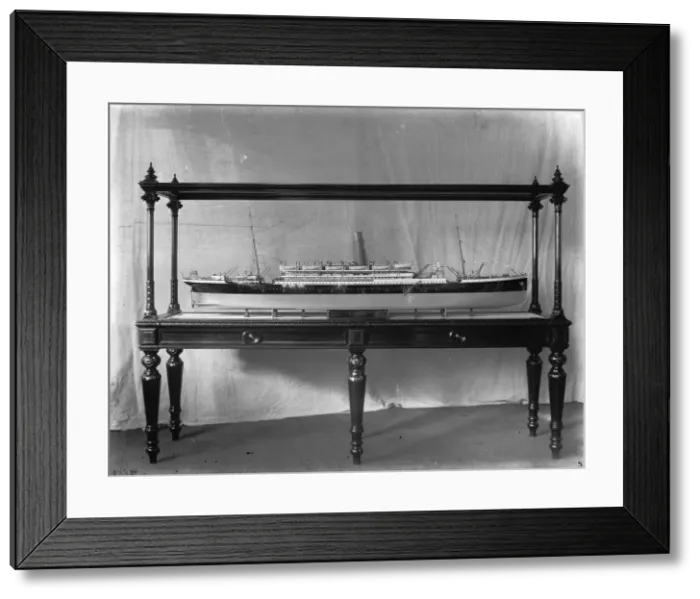 Framed Print : Harland & Wolff Collection - National Museums NI
