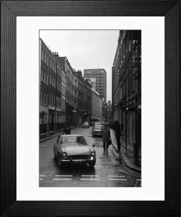 Framed Print : Soho, London - Brewer Street W1 Framed Print : Soho, London - Brewer Street W1