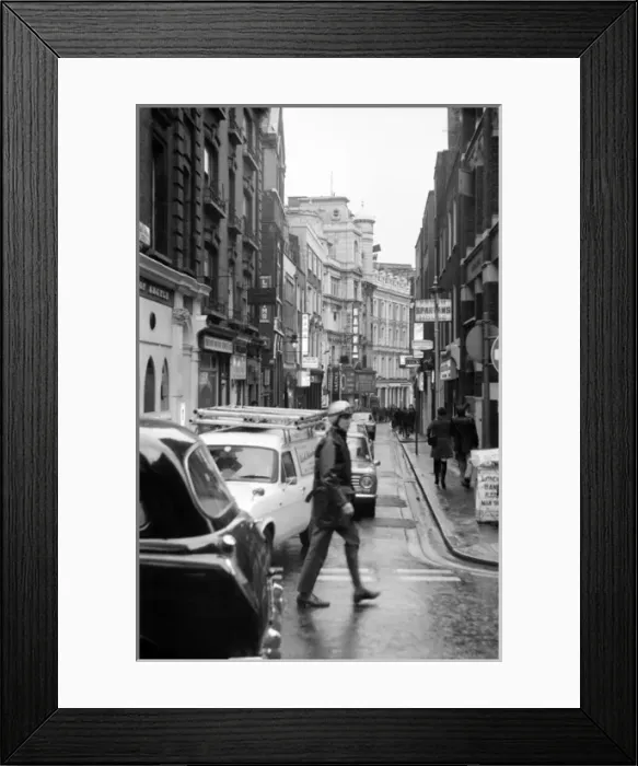 Framed Print : Soho, London - Brewer Street W1 Framed Print : Soho, London - Brewer Street W1
