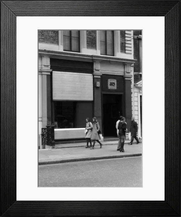 Framed Print : Soho, London - 40 Marlborough Street W1