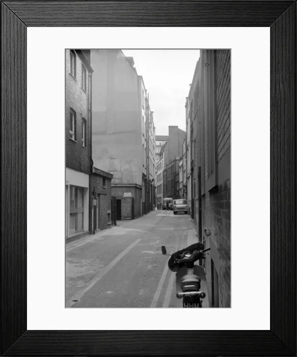 Framed Print : Soho, London - Bridle Lane W1 Framed Print : Soho, London - Bridle Lane W1