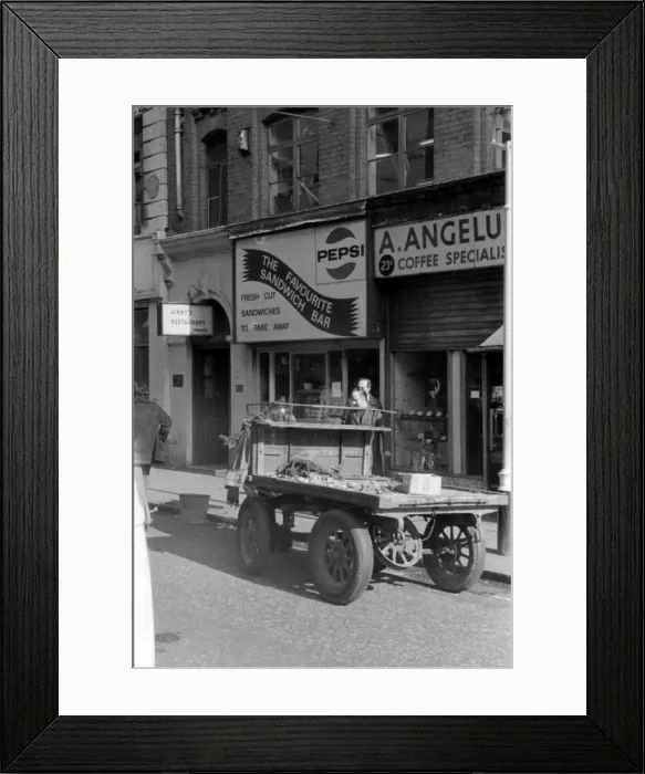 Framed Print : Soho, London - Frith Street W1 Framed Print : Soho, London - Frith Street W1