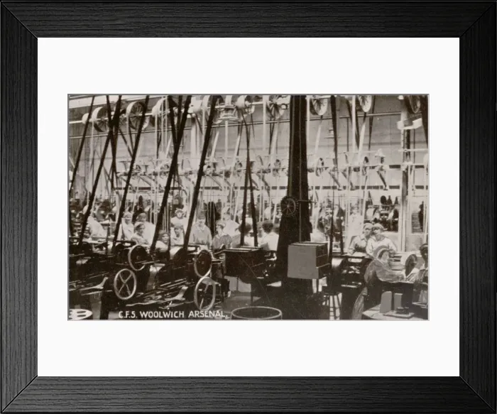 Framed Print : Women WW1 Munitions Woolwich Arsenal Framed Print : Women WW1 Munitions Woolwich Arsenal