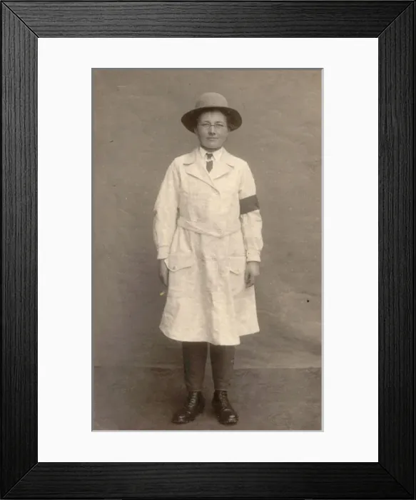 Framed Print : Womens Land Army WW1 Framed Print : Womens Land Army WW1