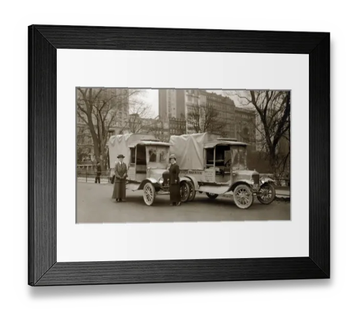 Framed Print : Women World War 1 Framed Print : Women World War 1