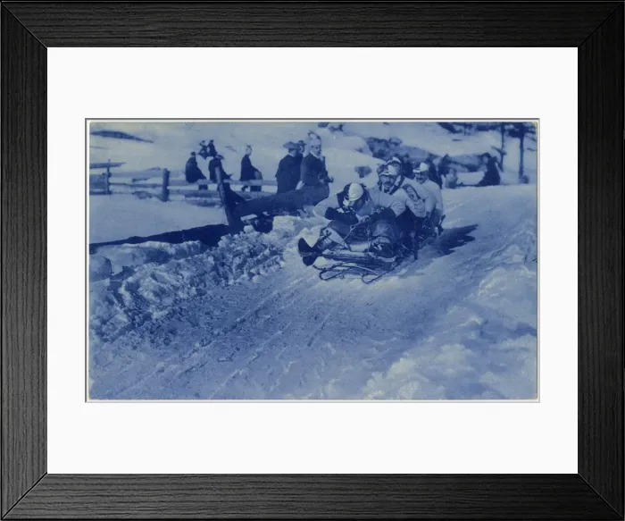 Framed Print : Bobsleigh team - Switzerland Framed Print : Bobsleigh team - Switzerland