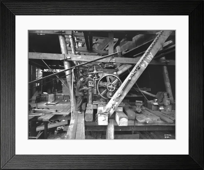 Framed Print : Harland & Wolff Collection - National Museums NI Framed Print : Harland & Wolff Collection - National Museums NI