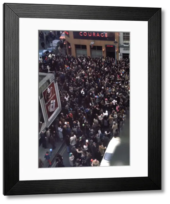 Framed Print : Chinese New Year - Chinatown - Soho, London Framed Print : Chinese New Year - Chinatown - Soho, London