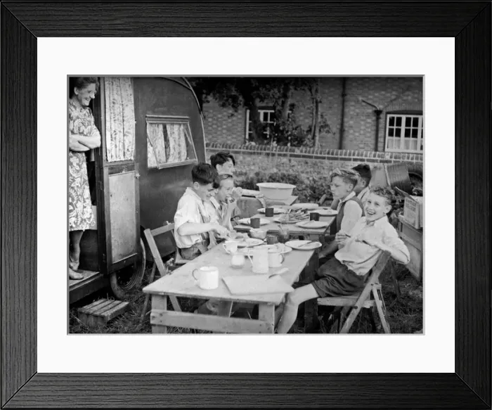 Framed Print : Lunchtime on a caravan holiday Framed Print : Lunchtime on a caravan holiday