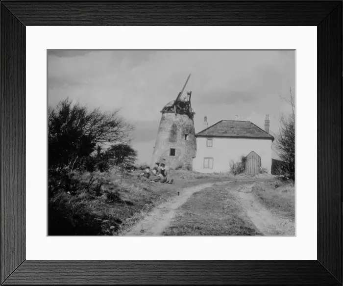 Framed Print : Windmill on South Downs, Hampshire Framed Print : Windmill on South Downs, Hampshire