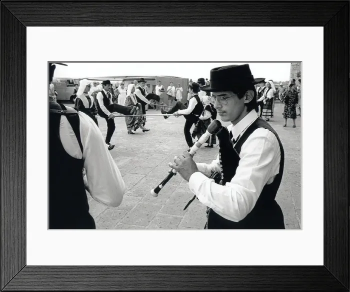 Framed Print : Folk dancing in Duras, Lot-et-Garonne, France Framed Print : Folk dancing in Duras, Lot-et-Garonne, France