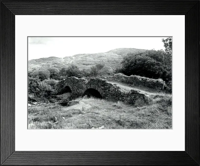 Framed Print : Ruined bridge, Ring of Kerry, south-west Ireland Framed Print : Ruined bridge, Ring of Kerry, south-west Ireland