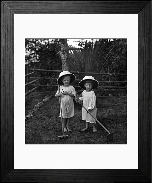 Framed Print : John and Norman Jewell, Mahe, Seychelles Framed Print : John and Norman Jewell, Mahe, Seychelles