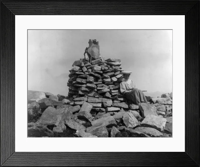 Framed Print : Cairn on Slieve League, County Donegal, north-west Ireland Framed Print : Cairn on Slieve League, County Donegal, north-west Ireland
