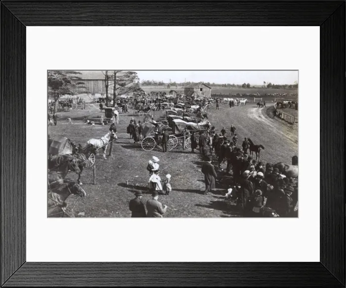 Framed Print : Scene at a busy country racecourse Framed Print : Scene at a busy country racecourse