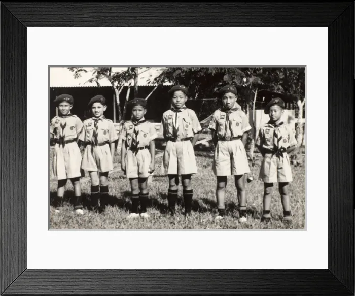 Framed Print : Six cub scouts, Burma, 1941-1945 Framed Print : Six cub scouts, Burma, 1941-1945