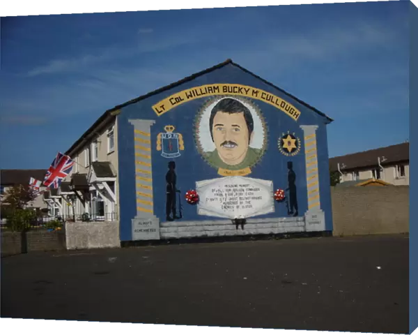 Wall mural of fallen comrades at Belfast