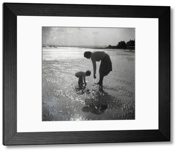 Framed Print : Mother and child on St Ives beach at sunset Framed Print : Mother and child on St Ives beach at sunset