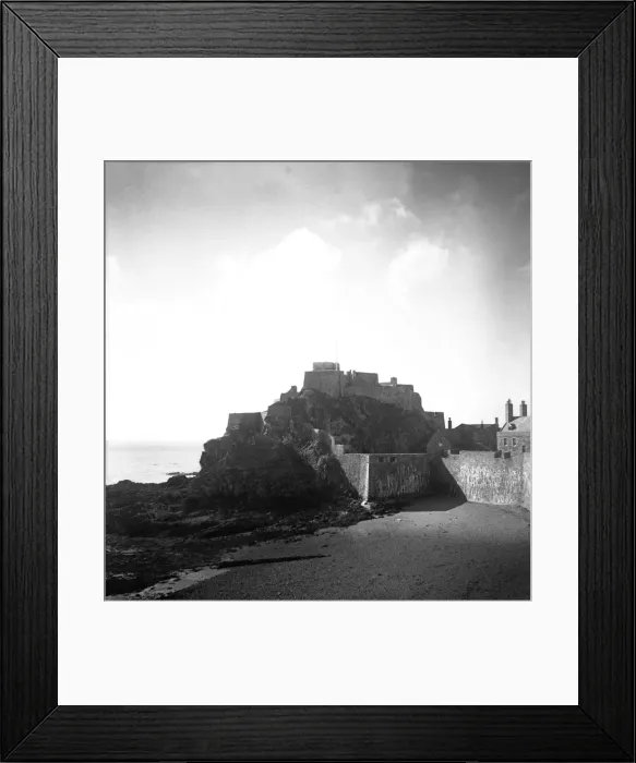 Framed Print : St Michaels Mount, near Marazion, Cornwall Framed Print : St Michaels Mount, near Marazion, Cornwall